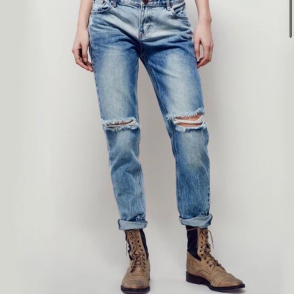 Distressed Blue Jeans - Picture 1 of 6